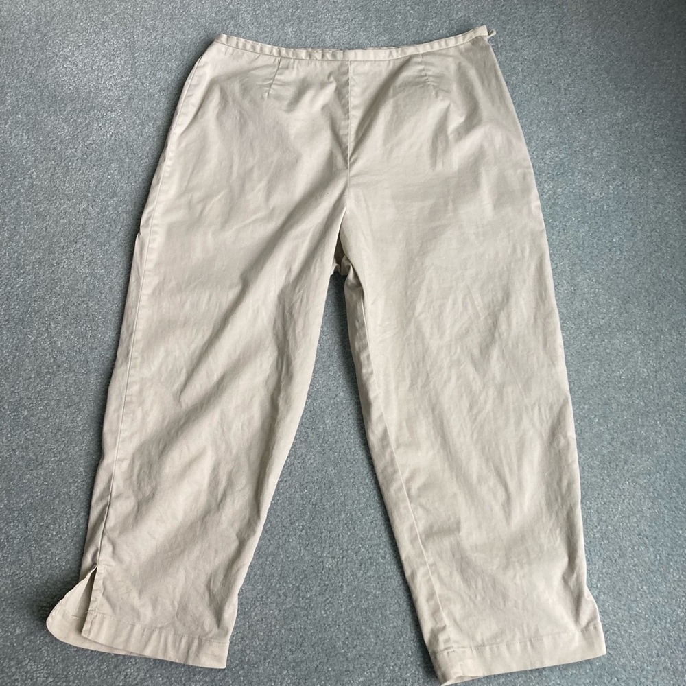 Petite Sophisticate: capris: 10